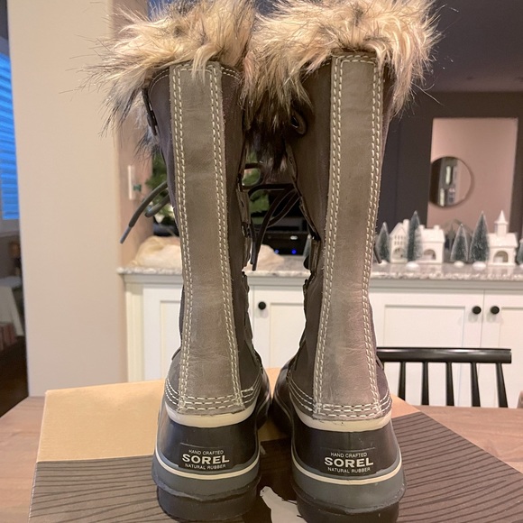 Sorel Joan of Arctic Boots - Picture 4 of 7